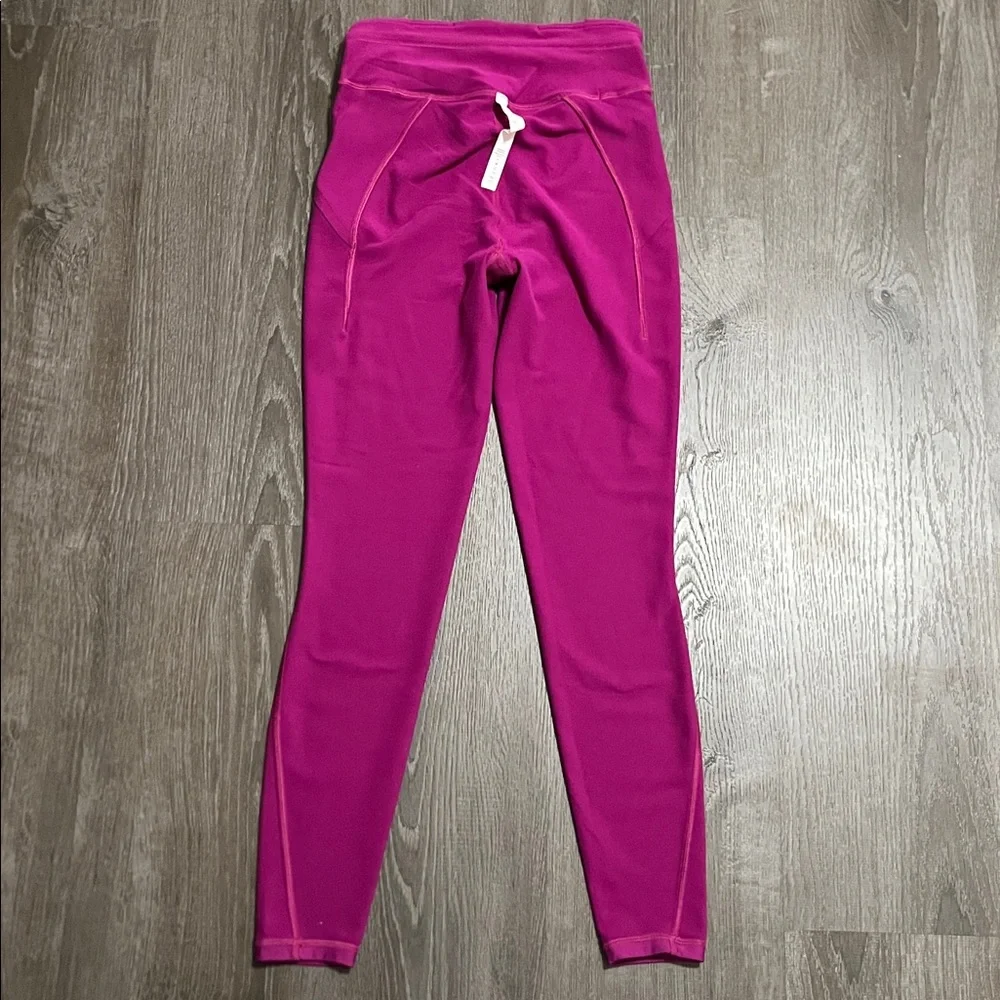 Lululemon Chase the Chill Super High-Rise Tight 28